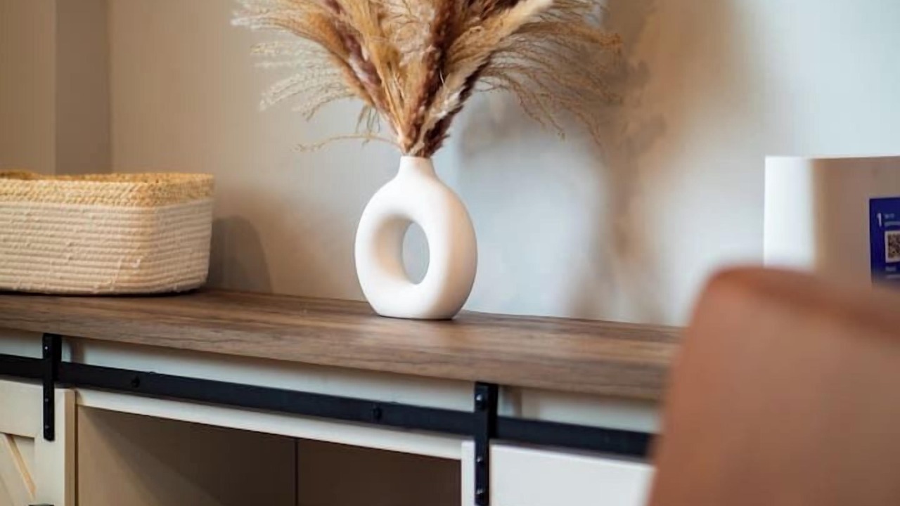 Photo of Others in Detroit - Shoreway