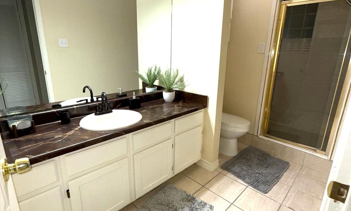 Photo of Bathroom in Bonanza
