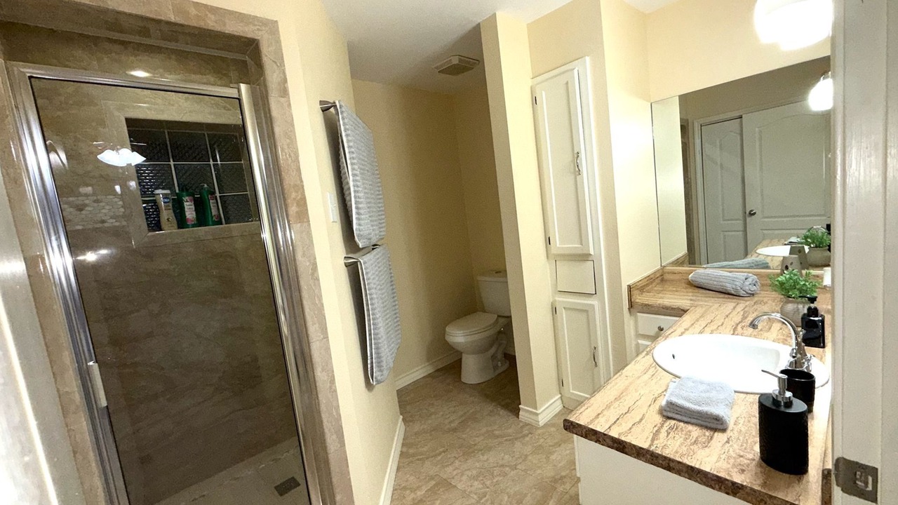 Photo of Bathroom in Bonanza