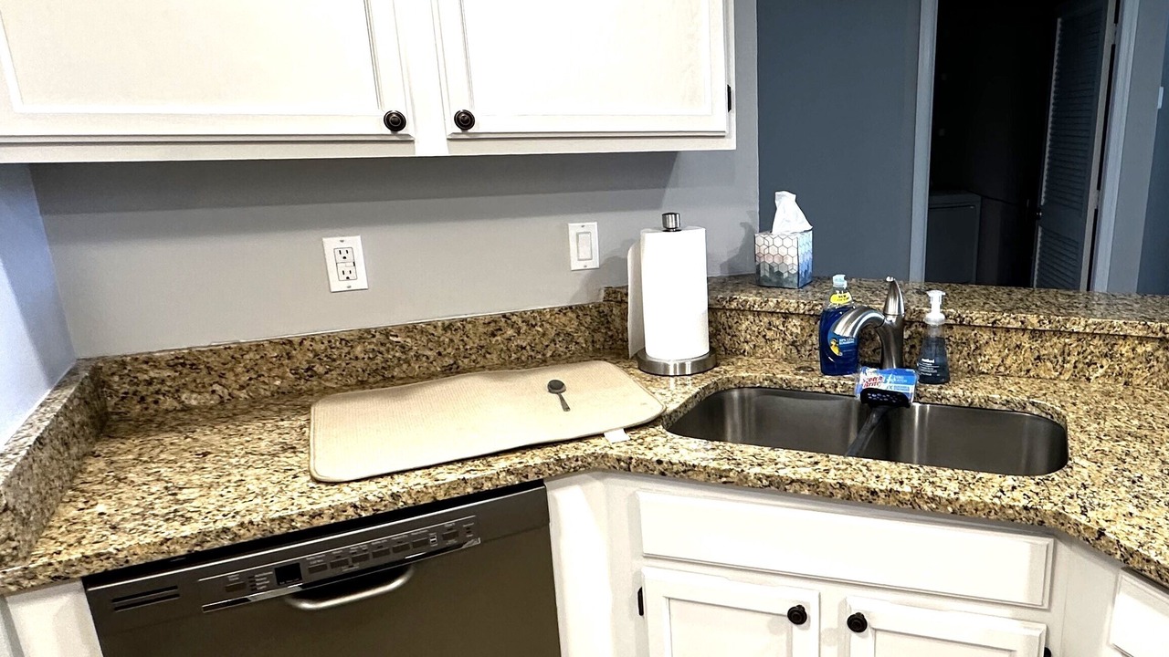 Photo of Kitchen in Crown Pointe