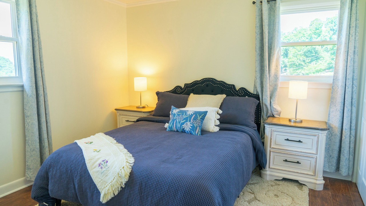 Photo of Bedroom in Hickory