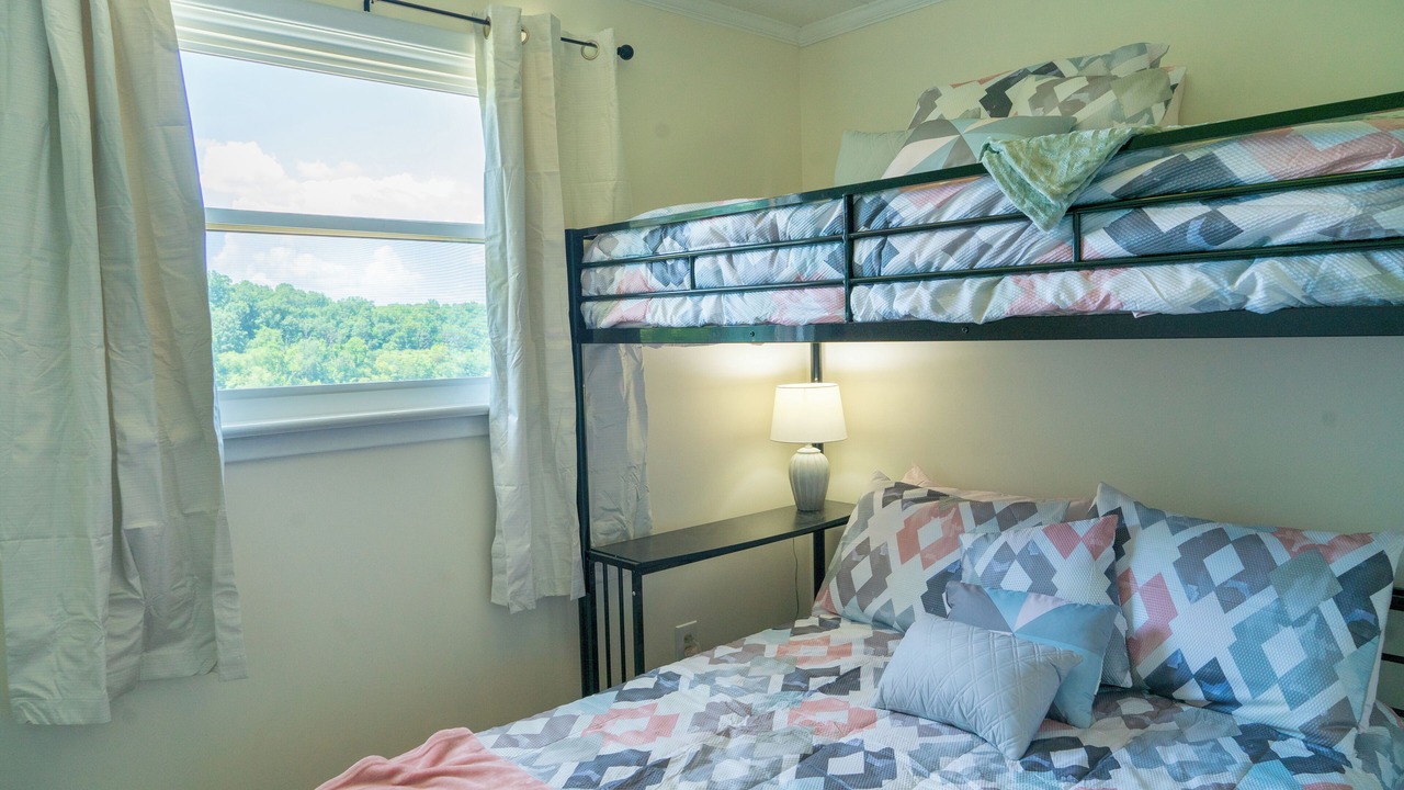 Photo of Bedroom in Hickory