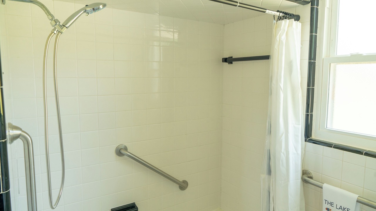 Photo of Bathroom in Hickory