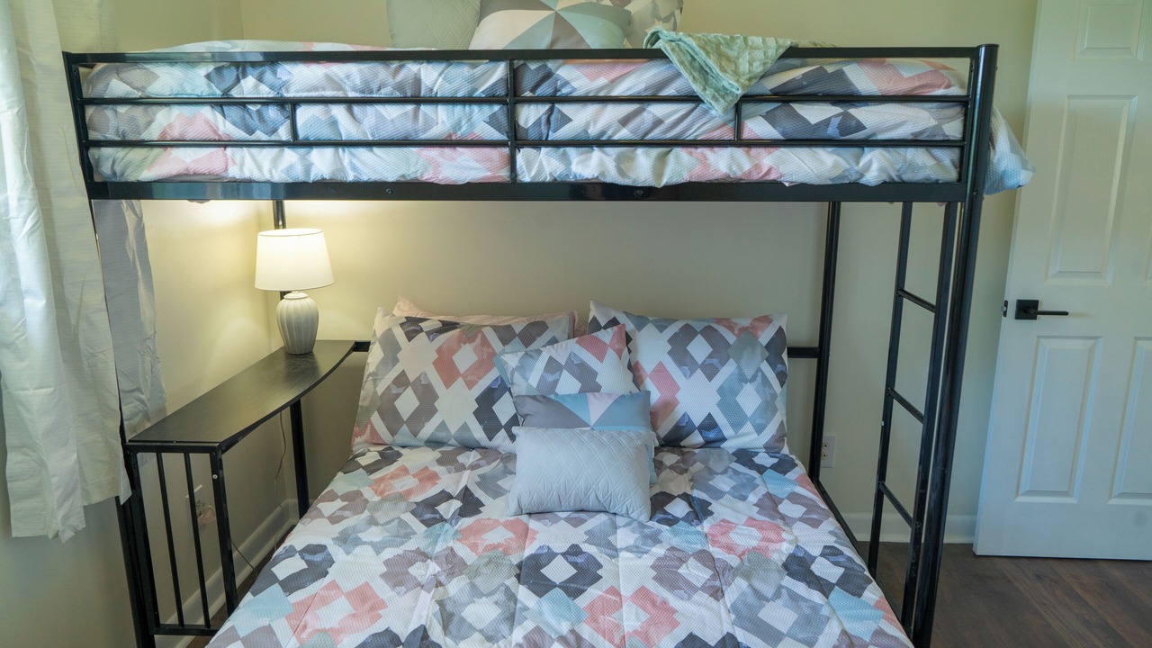 Photo of Bedroom in Hickory