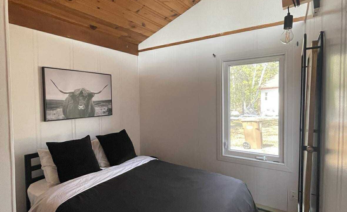 Photo of Bedroom in Saint-David-de-Falardeau