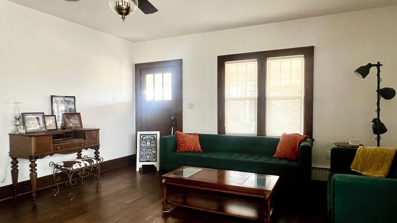 Photo of Livingroom in Rawlins County