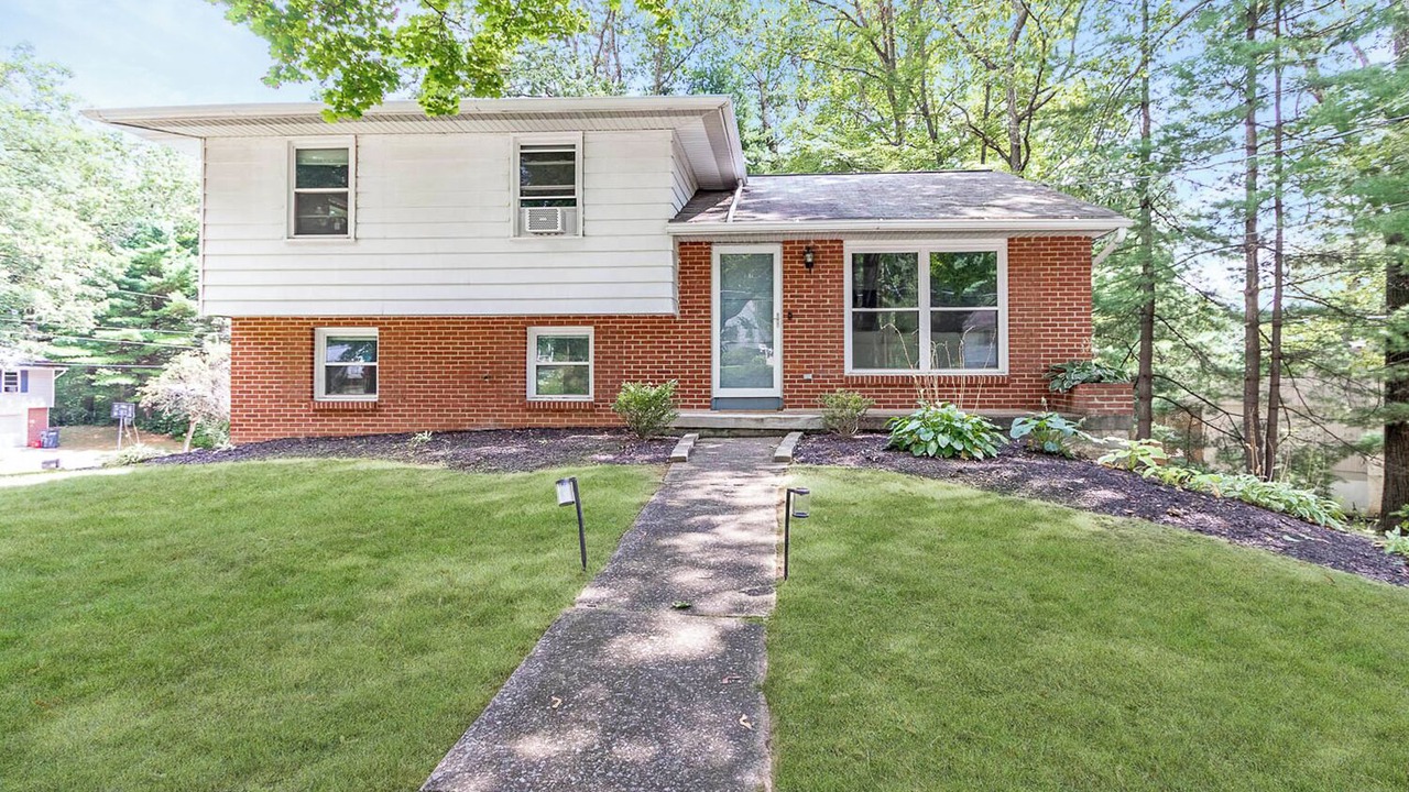 Photo of Outdoor in Park Forest Village