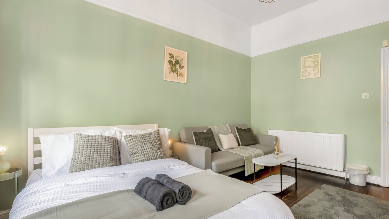 Photo of Bedroom in Croham