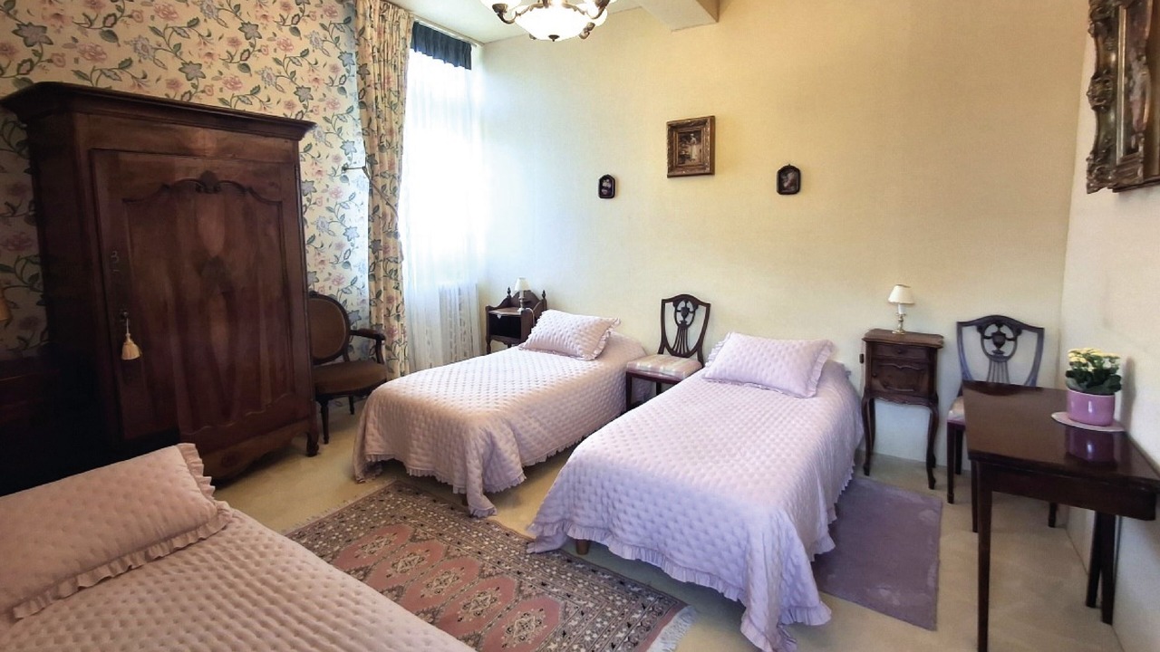 Photo of Bedroom in Lencloitre