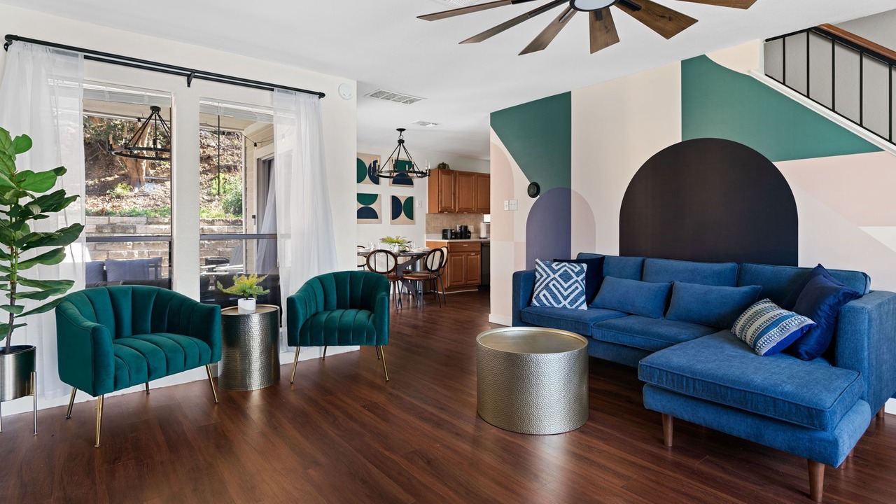 Photo of Livingroom in Highland Hills