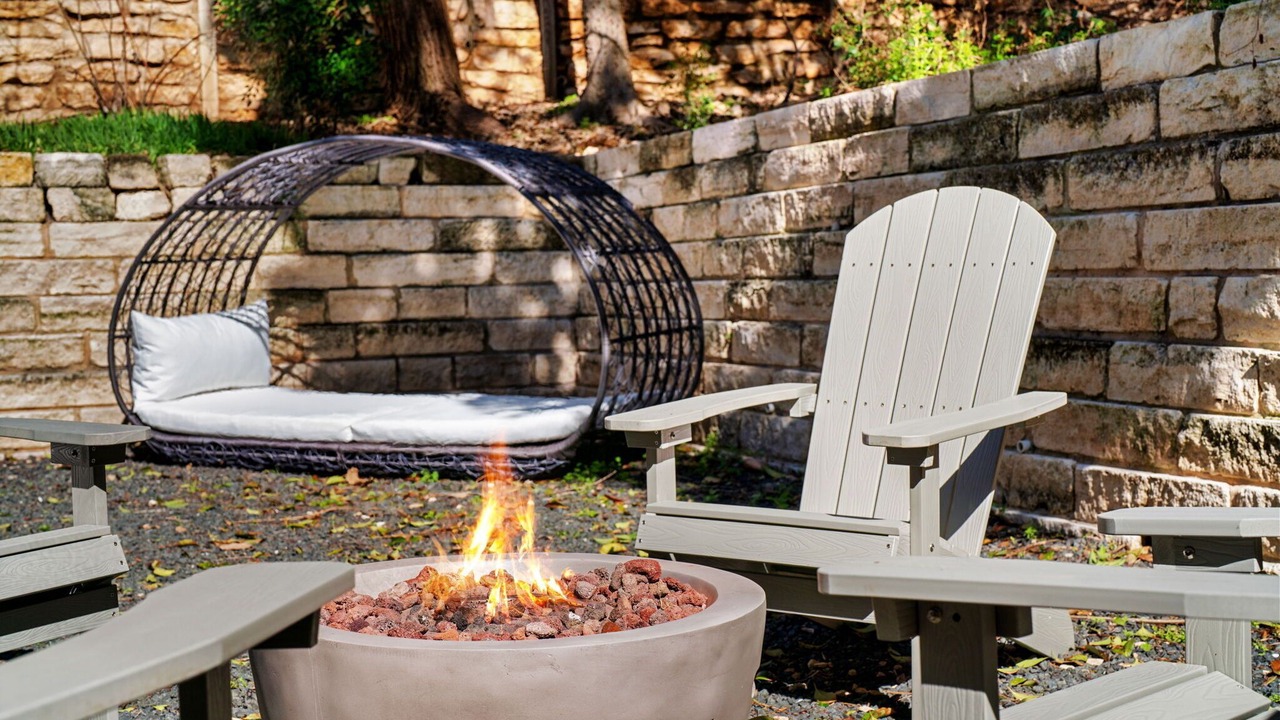 Photo of Outdoor in Highland Hills