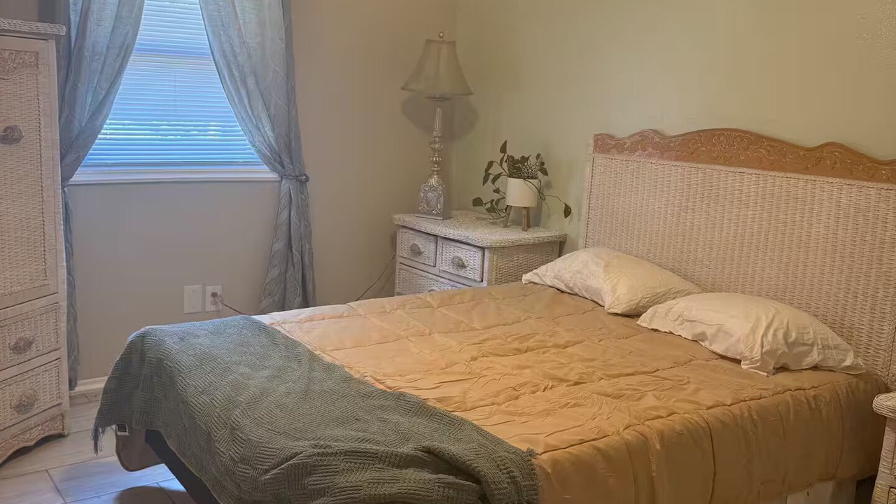 Photo of Bedroom in Norman