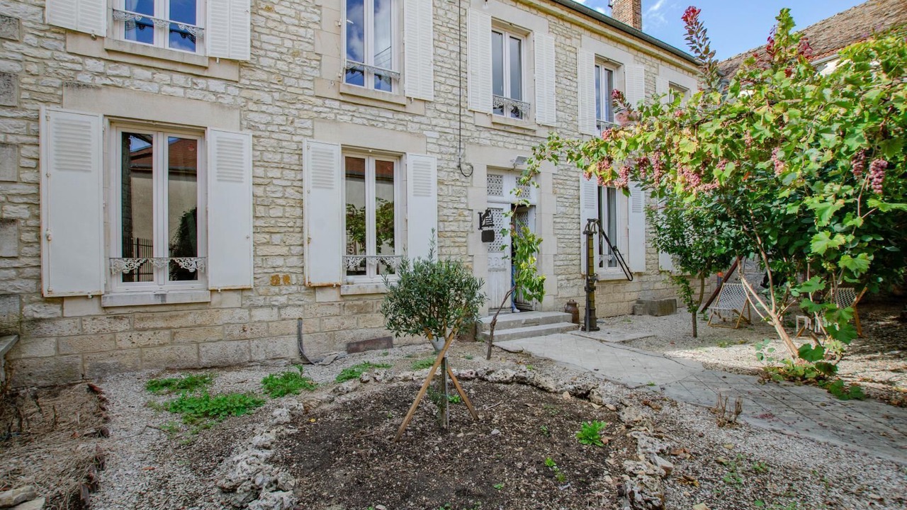 Photo of Outdoor in Loches-sur-Ource