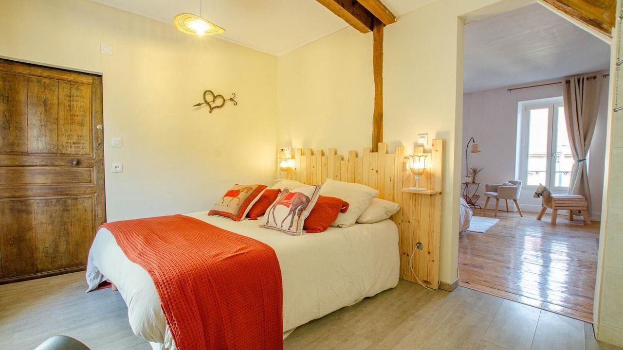 Photo of Bedroom in Loches-sur-Ource