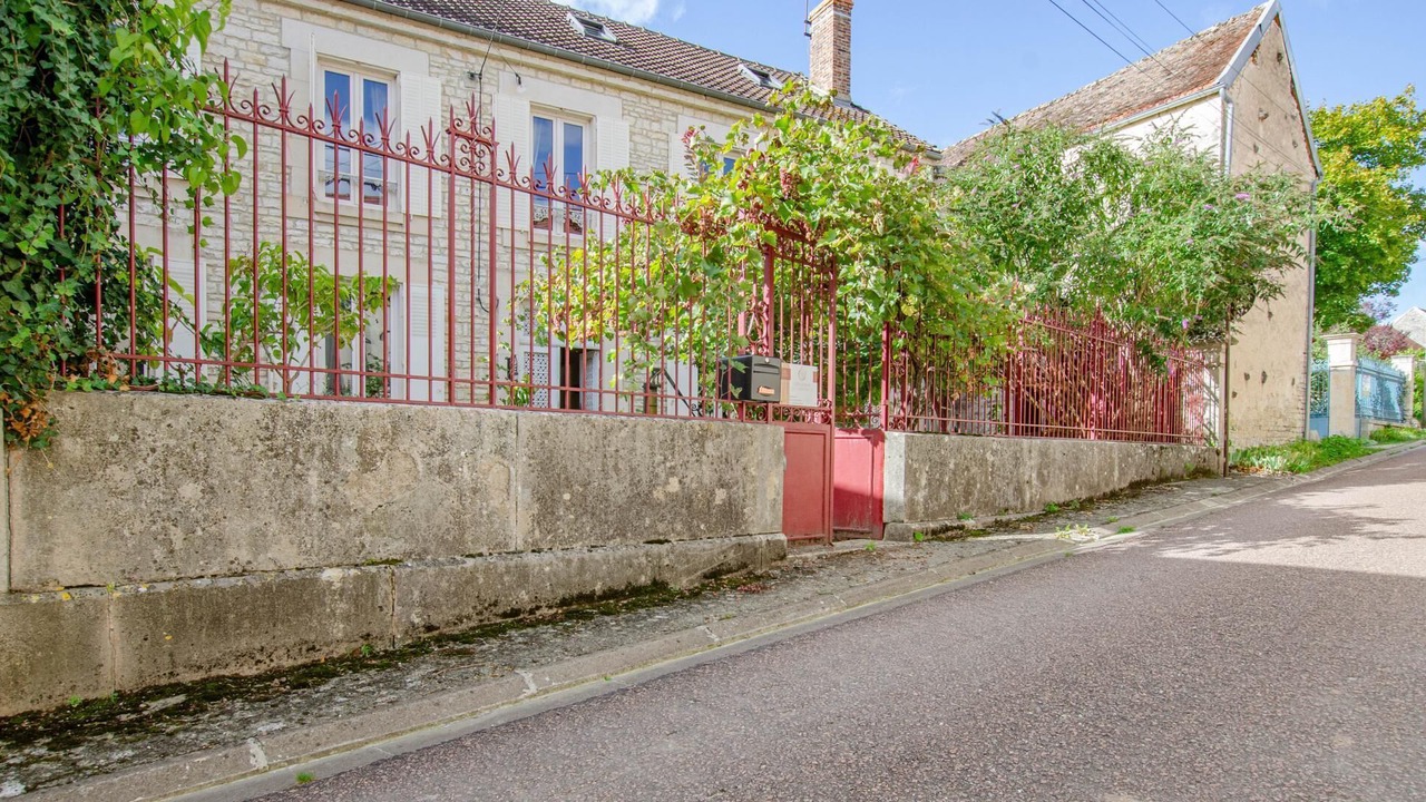Photo of Outdoor in Loches-sur-Ource