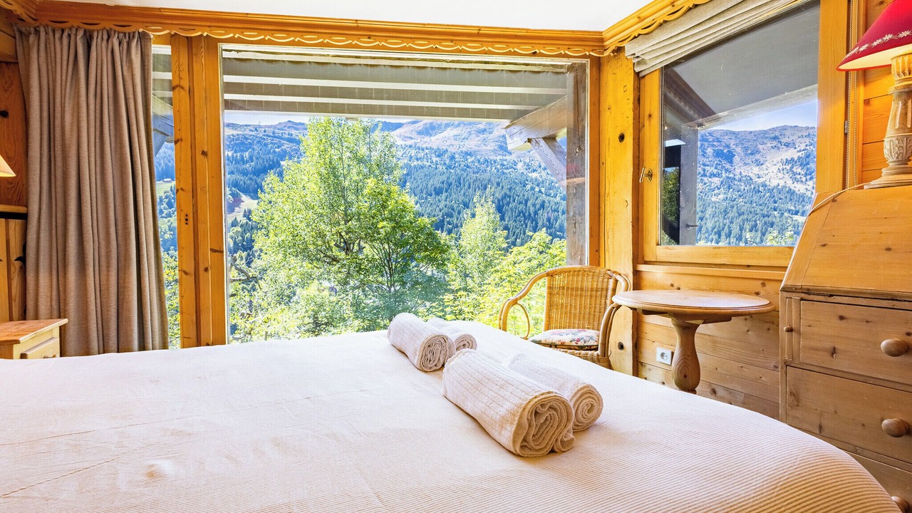 Photo of Bedroom in Meribel Centre
