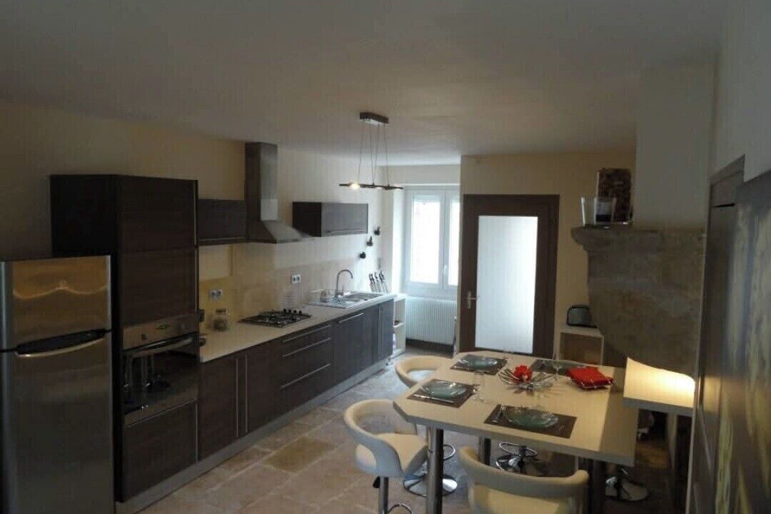 Photo of Kitchen in Pommard