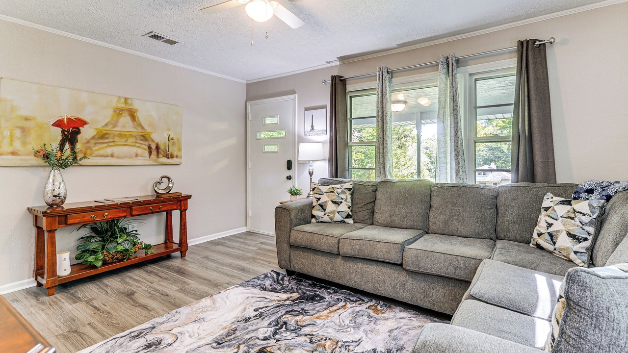 Photo of Livingroom in Chatham