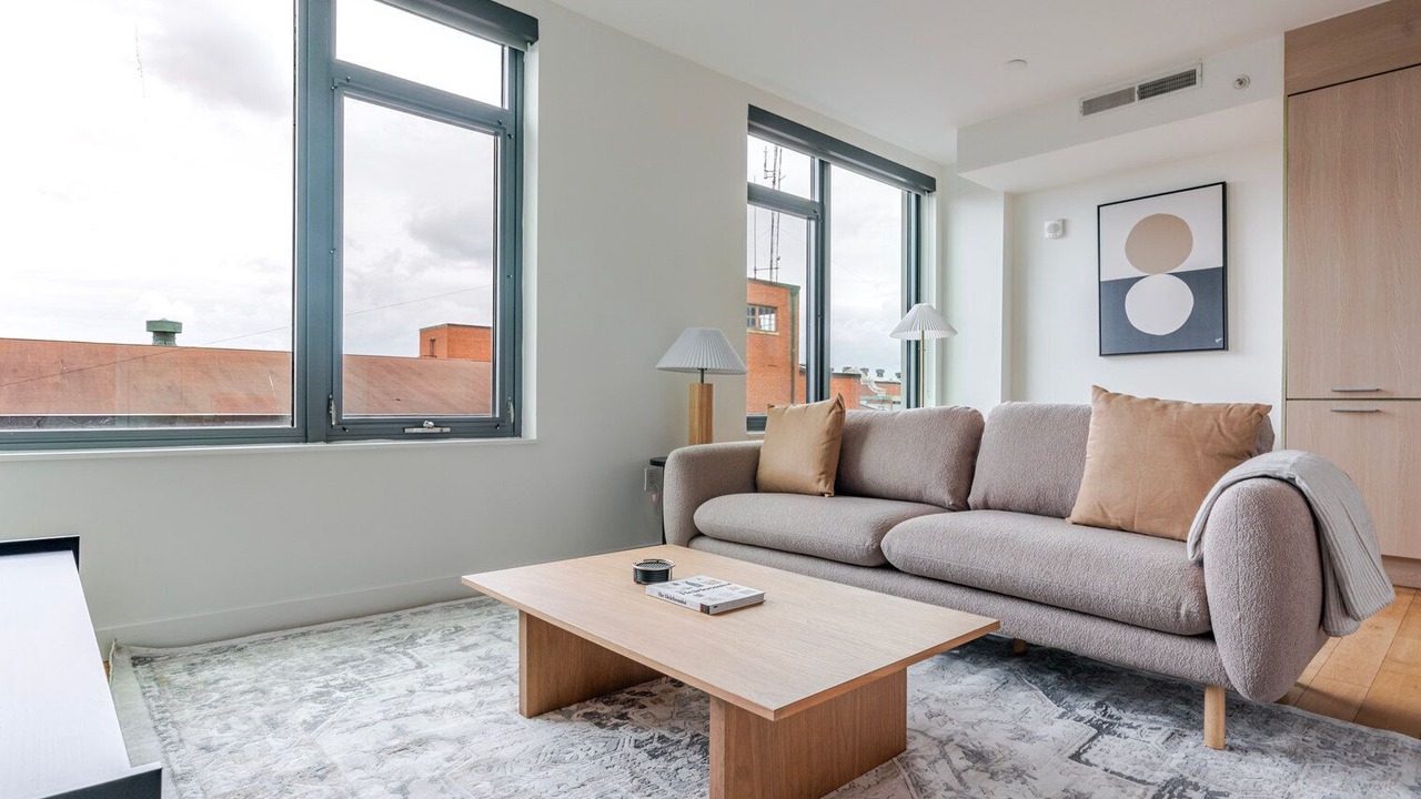 Photo of Livingroom in Navy Yard