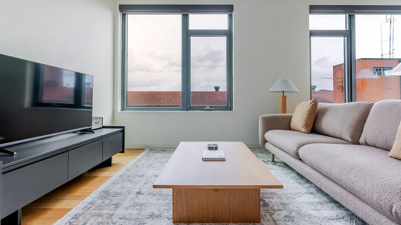Photo of Livingroom in Navy Yard