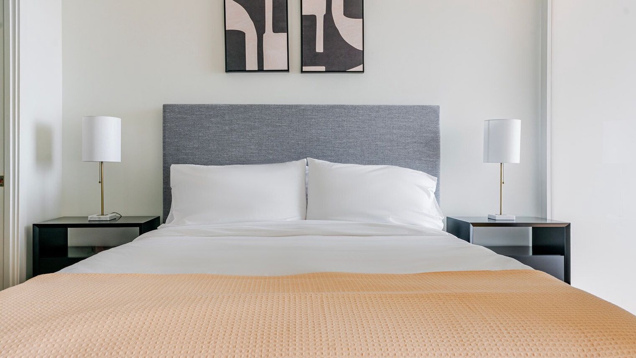 Photo of Bedroom in Navy Yard