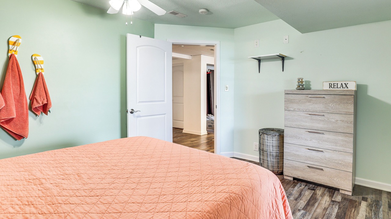 Photo of Bedroom in Lake of the Ozarks