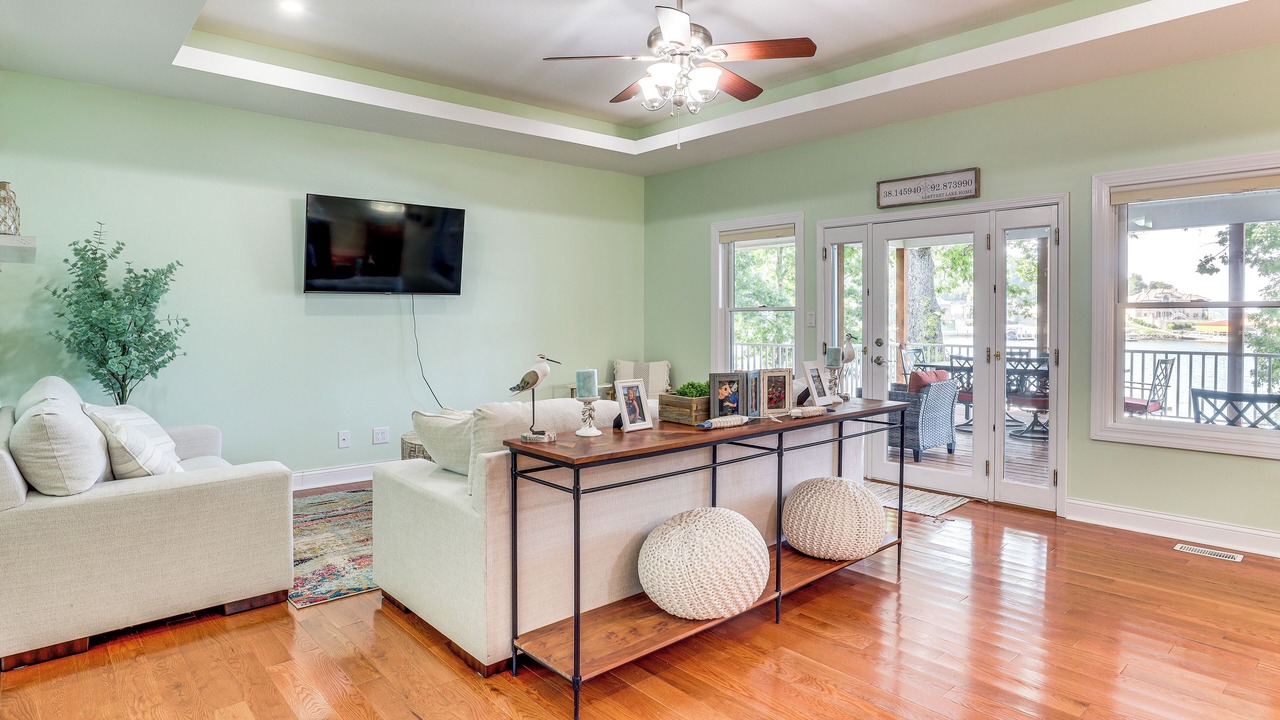 Photo of Livingroom in Lake of the Ozarks