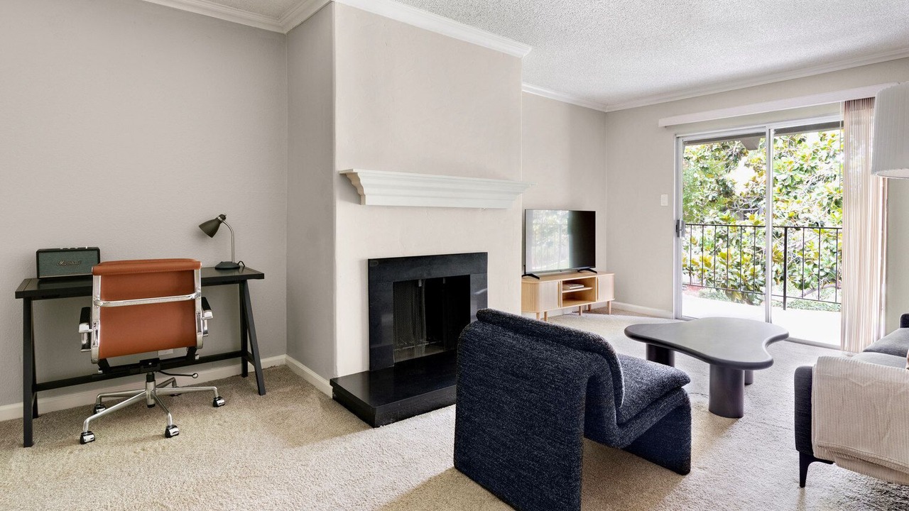 Photo of Livingroom in Campbell