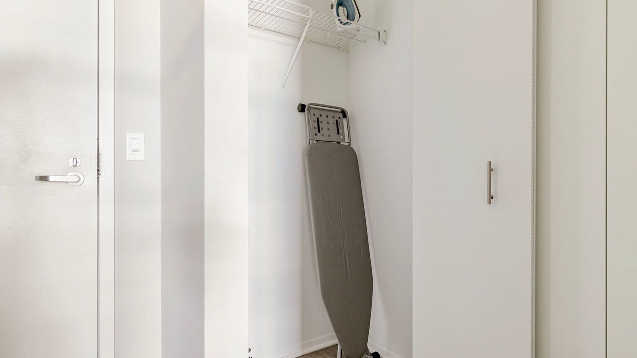 Photo of Others in West Loop Gate