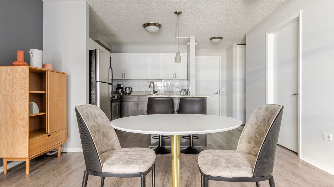 Photo of Others in West Loop Gate