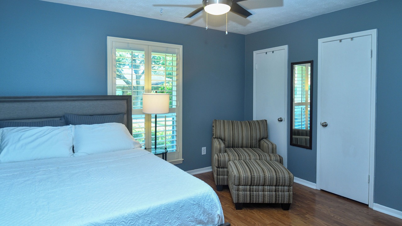 Photo of Bedroom in Meadows Place