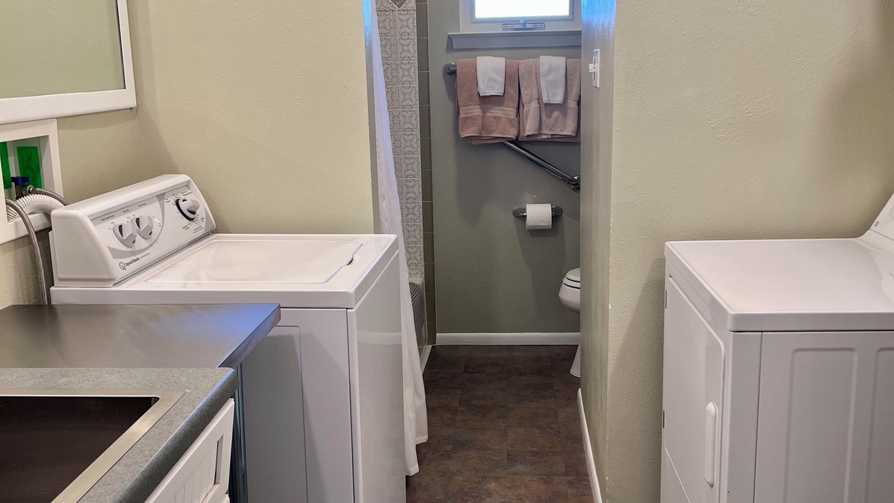 Photo of Bathroom in Alamedan Valley