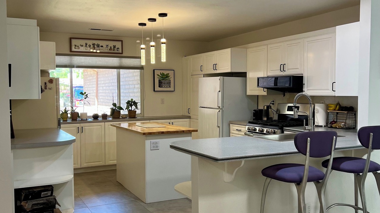 Photo of Kitchen in Alamedan Valley