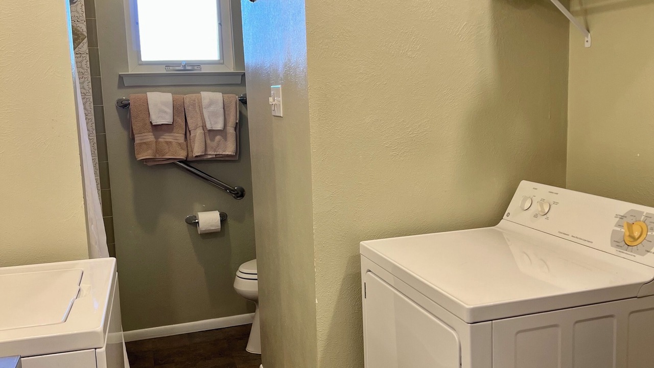 Photo of Bathroom in Alamedan Valley