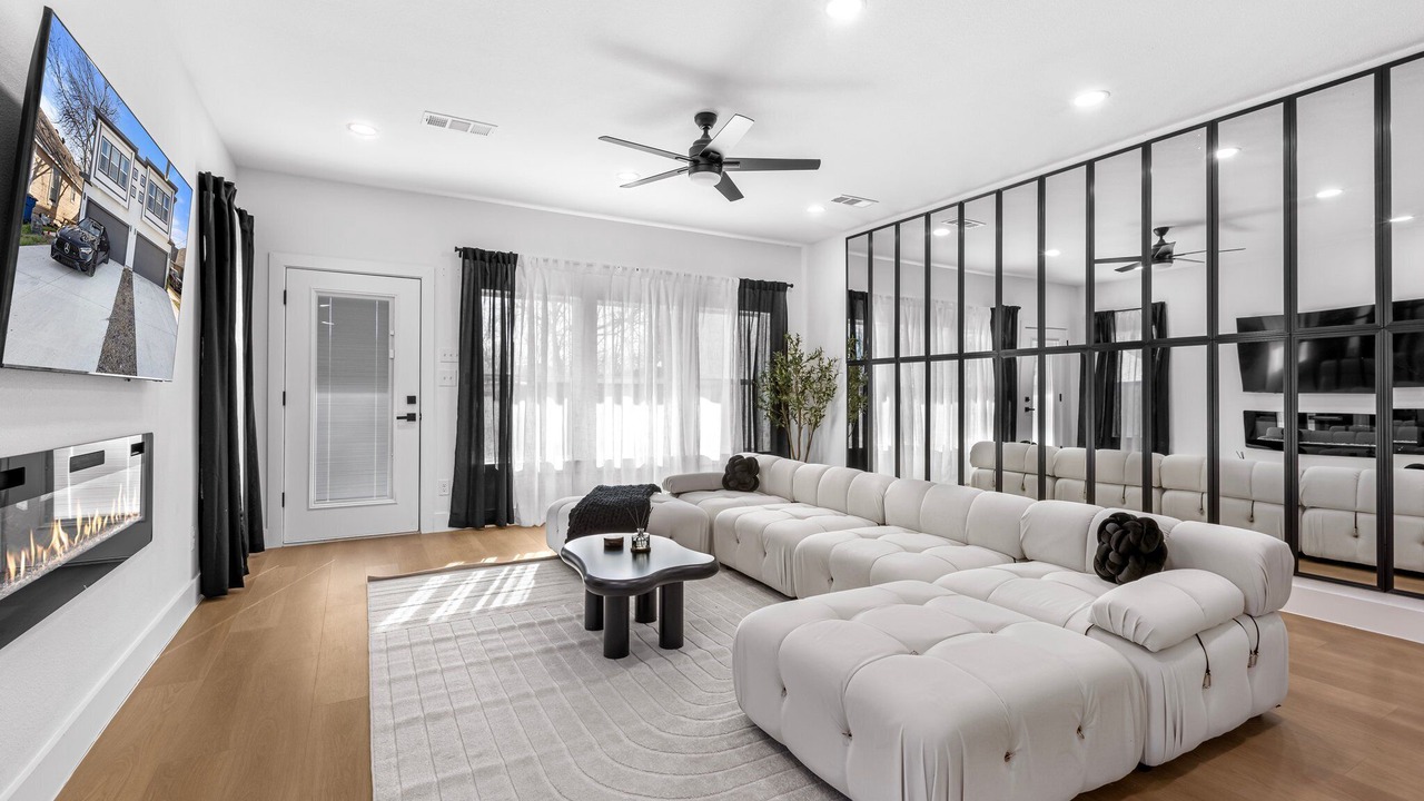 Photo of Livingroom in South Dallas - Fair Park