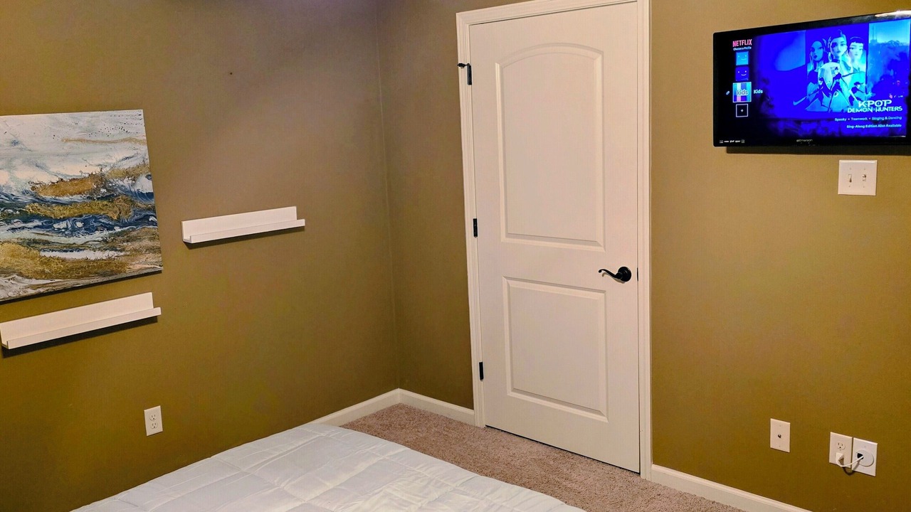 Photo of Bedroom in Benton