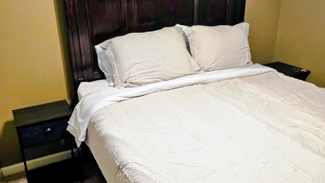 Photo of Bedroom in Benton