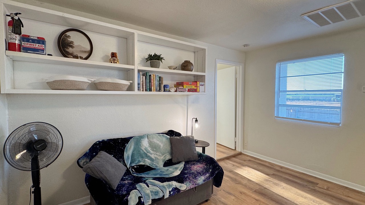 Photo of Livingroom in Roswell