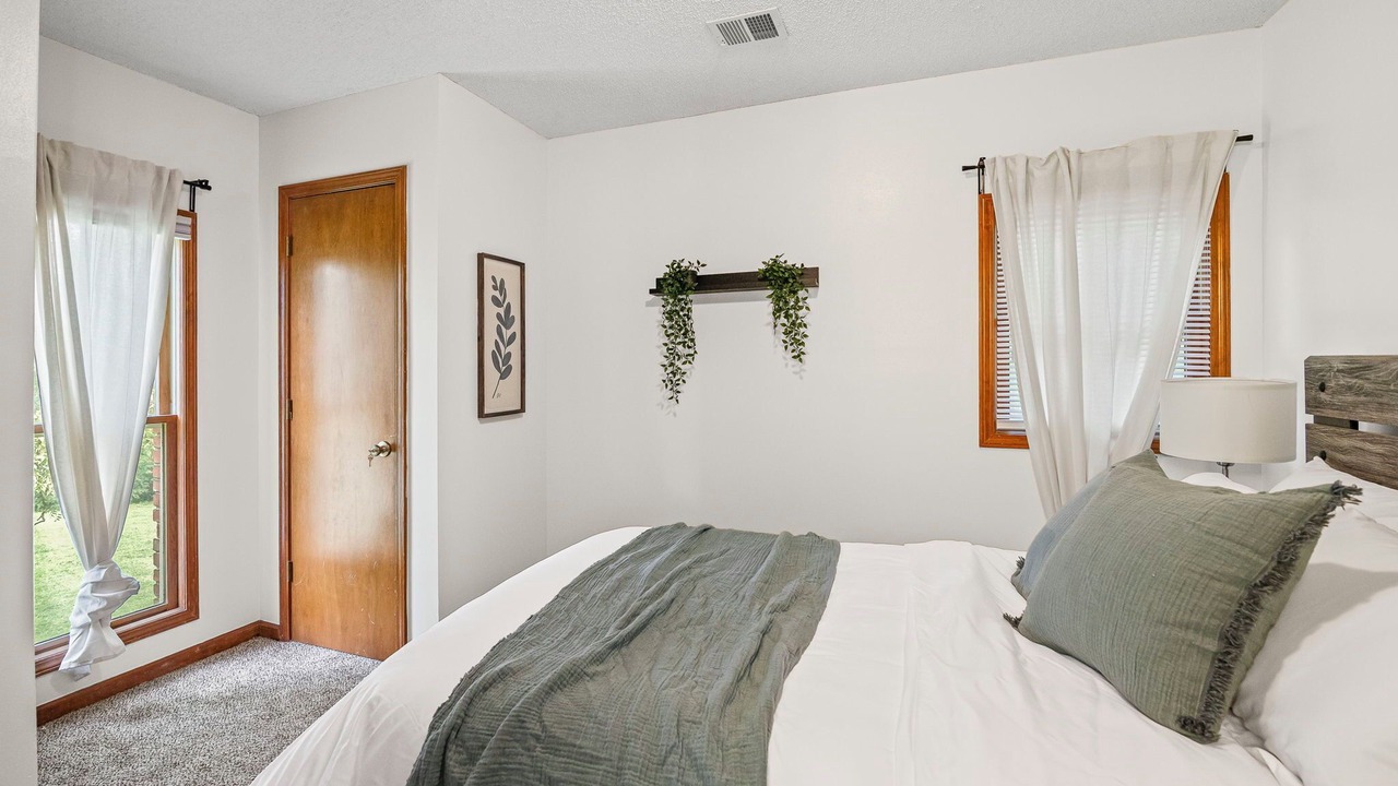 Photo of Bedroom in Olathe
