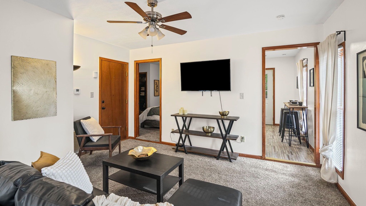 Photo of Livingroom in Olathe
