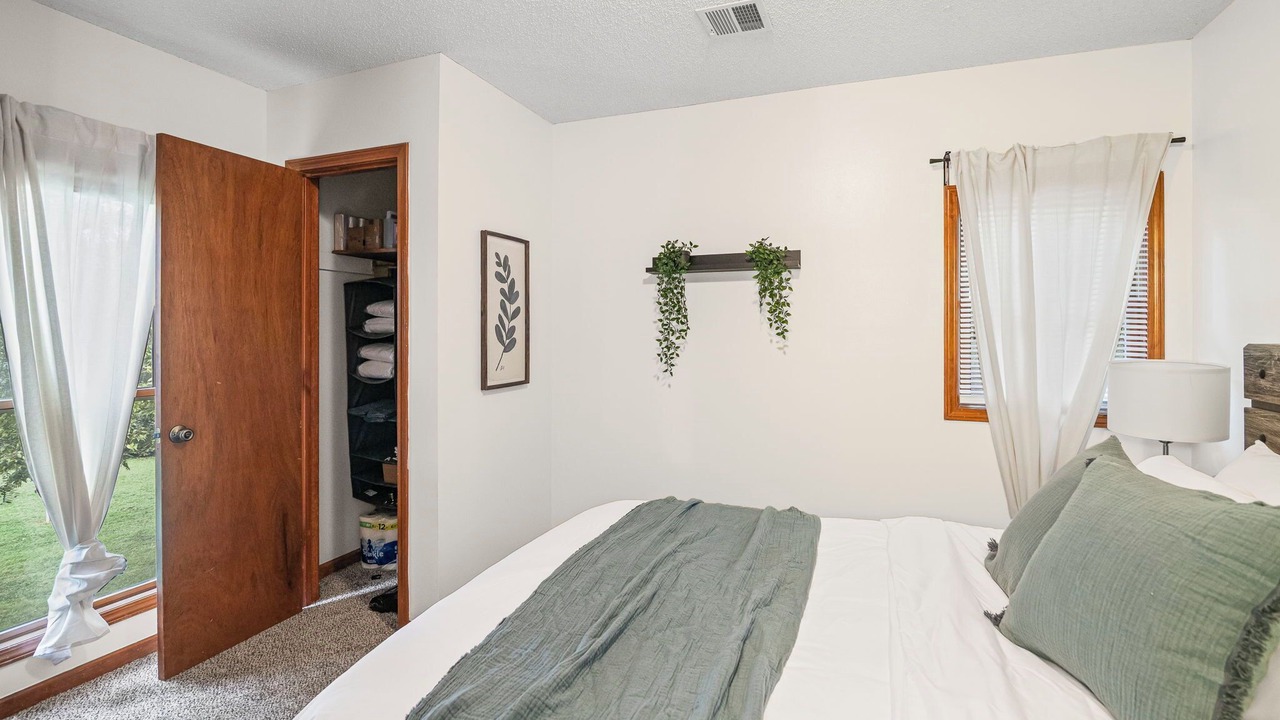 Photo of Bedroom in Olathe