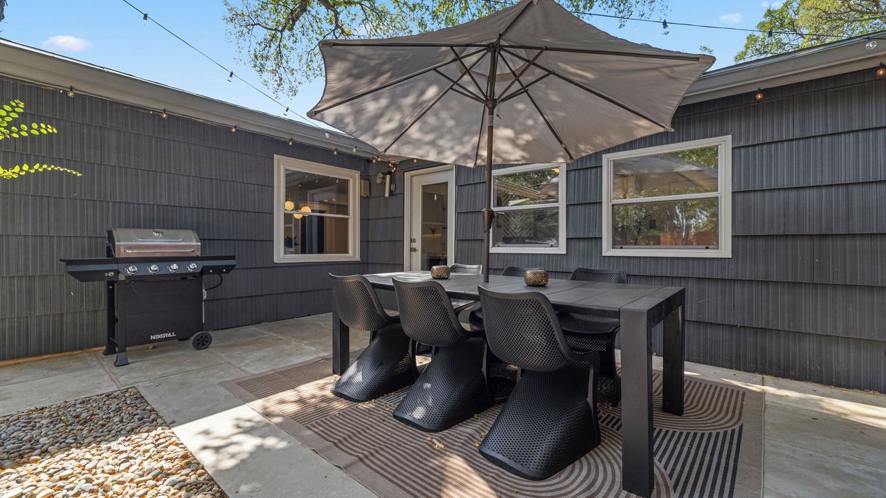 Photo of Outdoor in Barton Hills