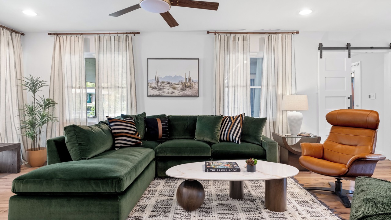 Photo of Livingroom in Barton Hills