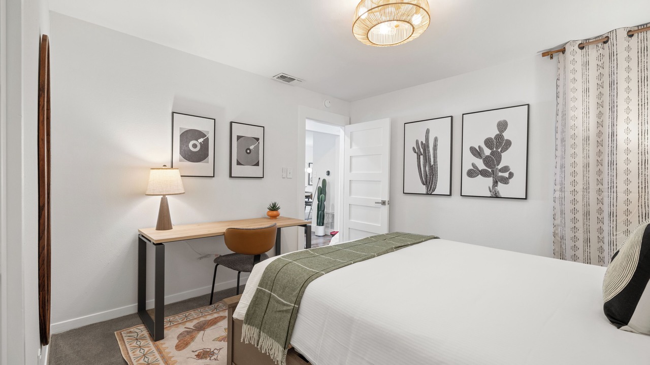Photo of Bedroom in Barton Hills