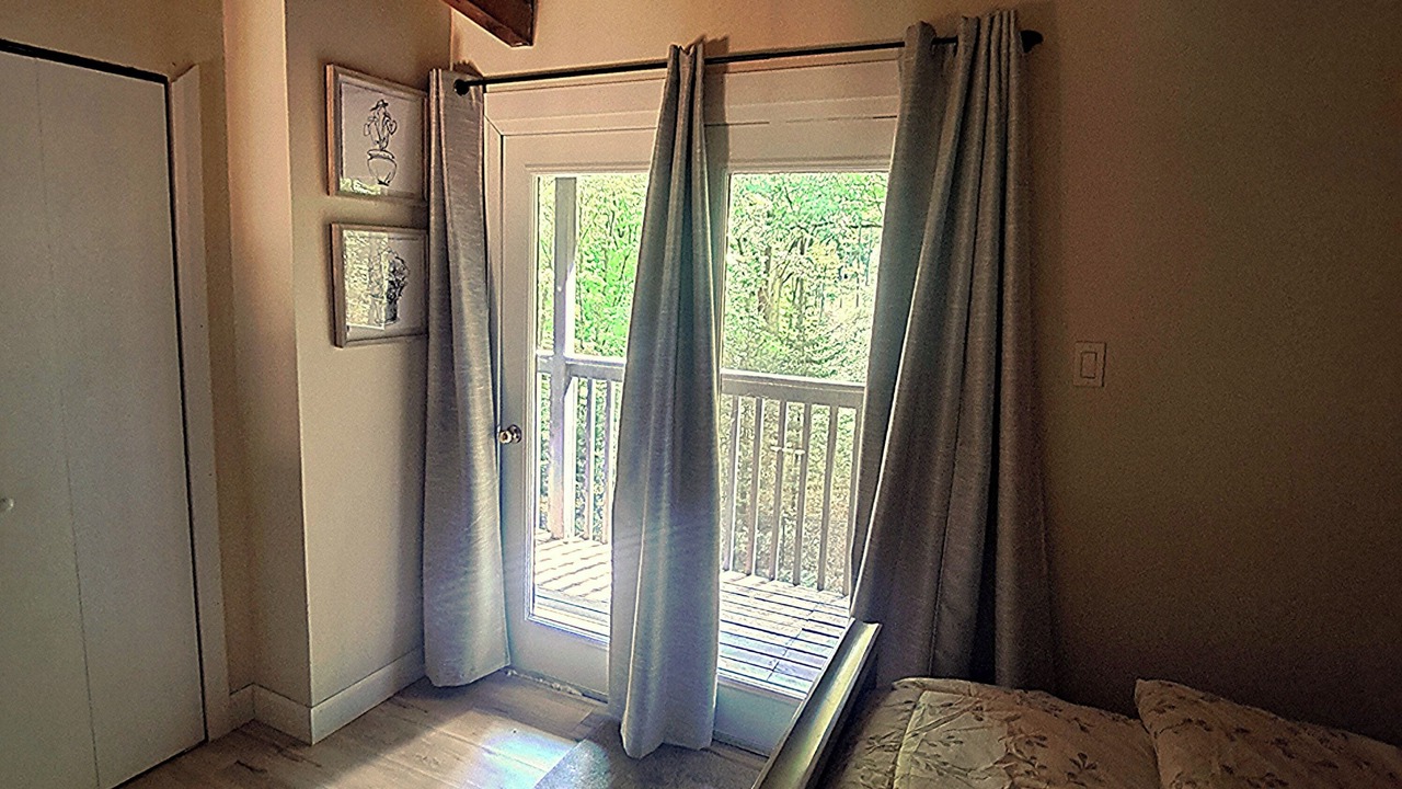 Photo of Bedroom in Dysart et al