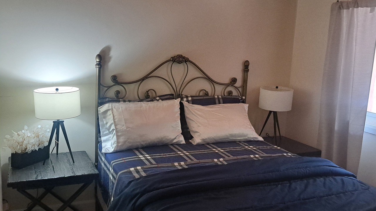 Photo of Bedroom in Dysart et al