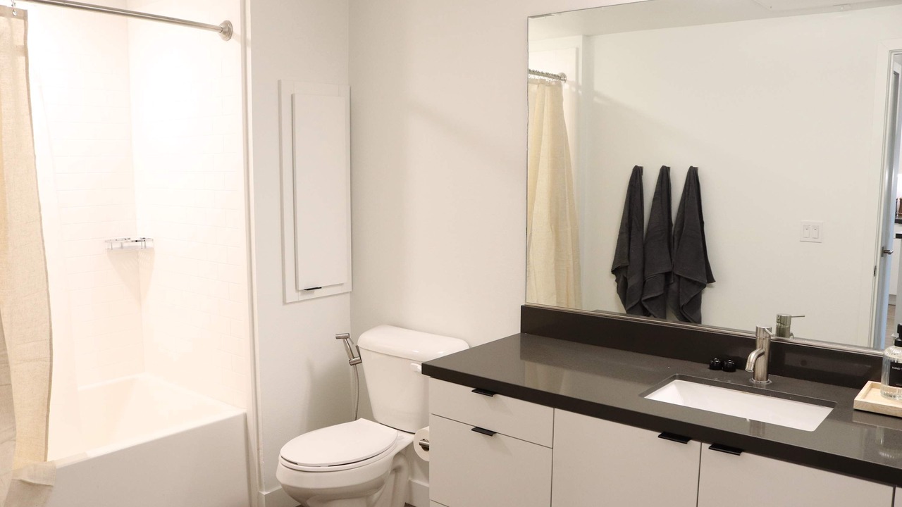 Photo of Bathroom in Lyon Street