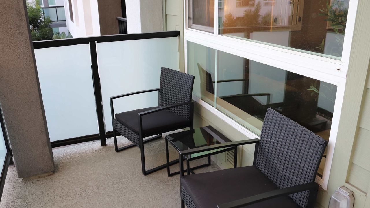 Photo of Patio Balcony in Lyon Street