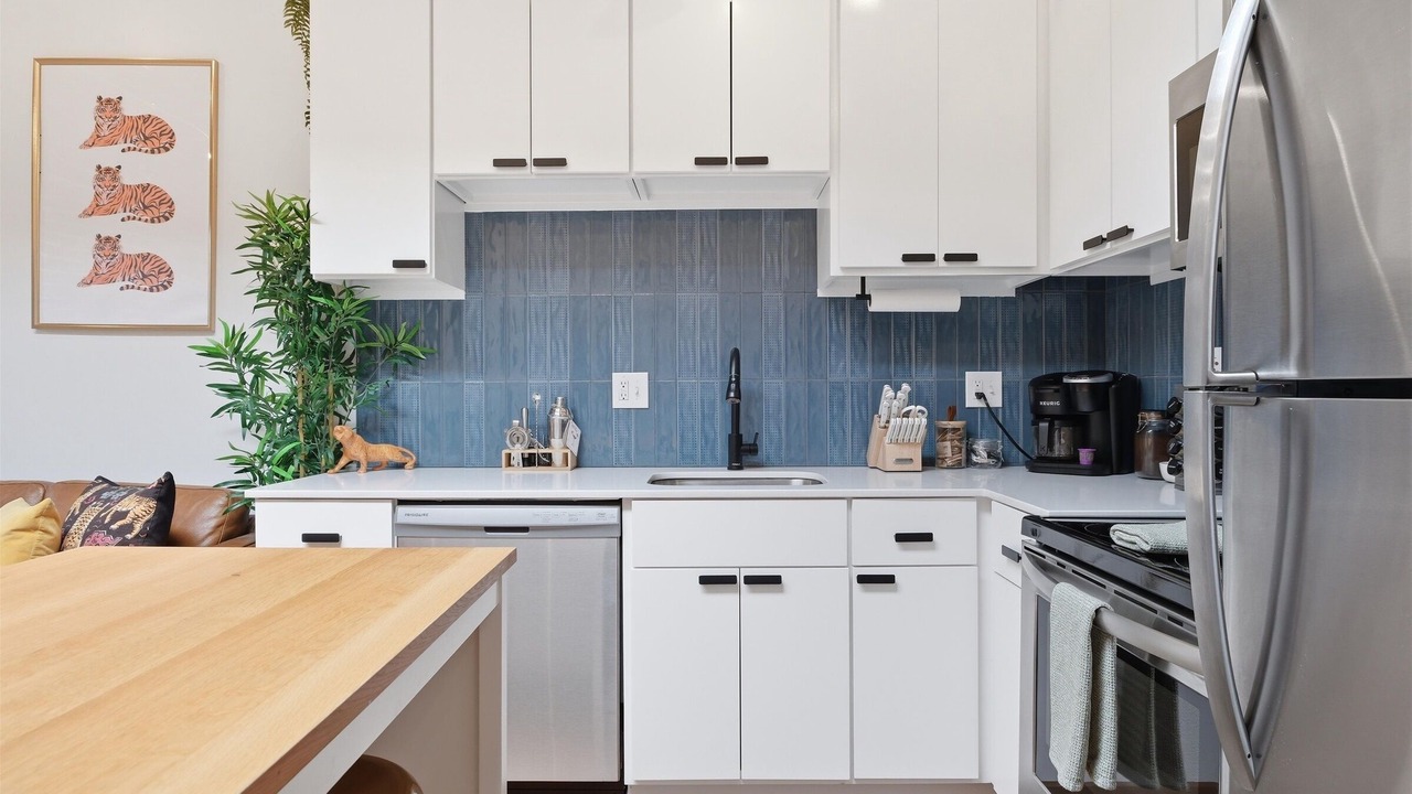 Photo of Kitchen in Crossroads Arts District