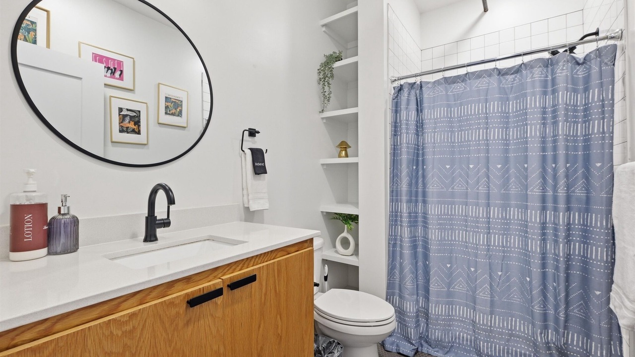 Photo of Bathroom in Crossroads Arts District